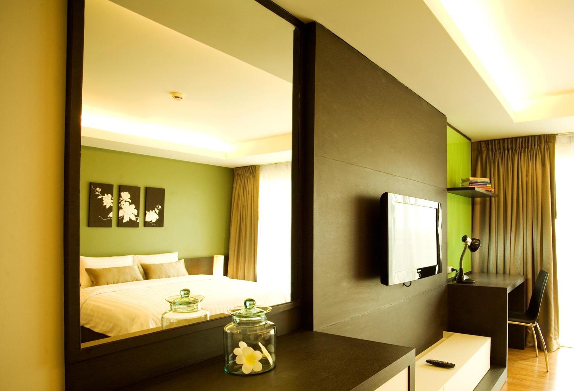 Olive & Sukhumvit 101