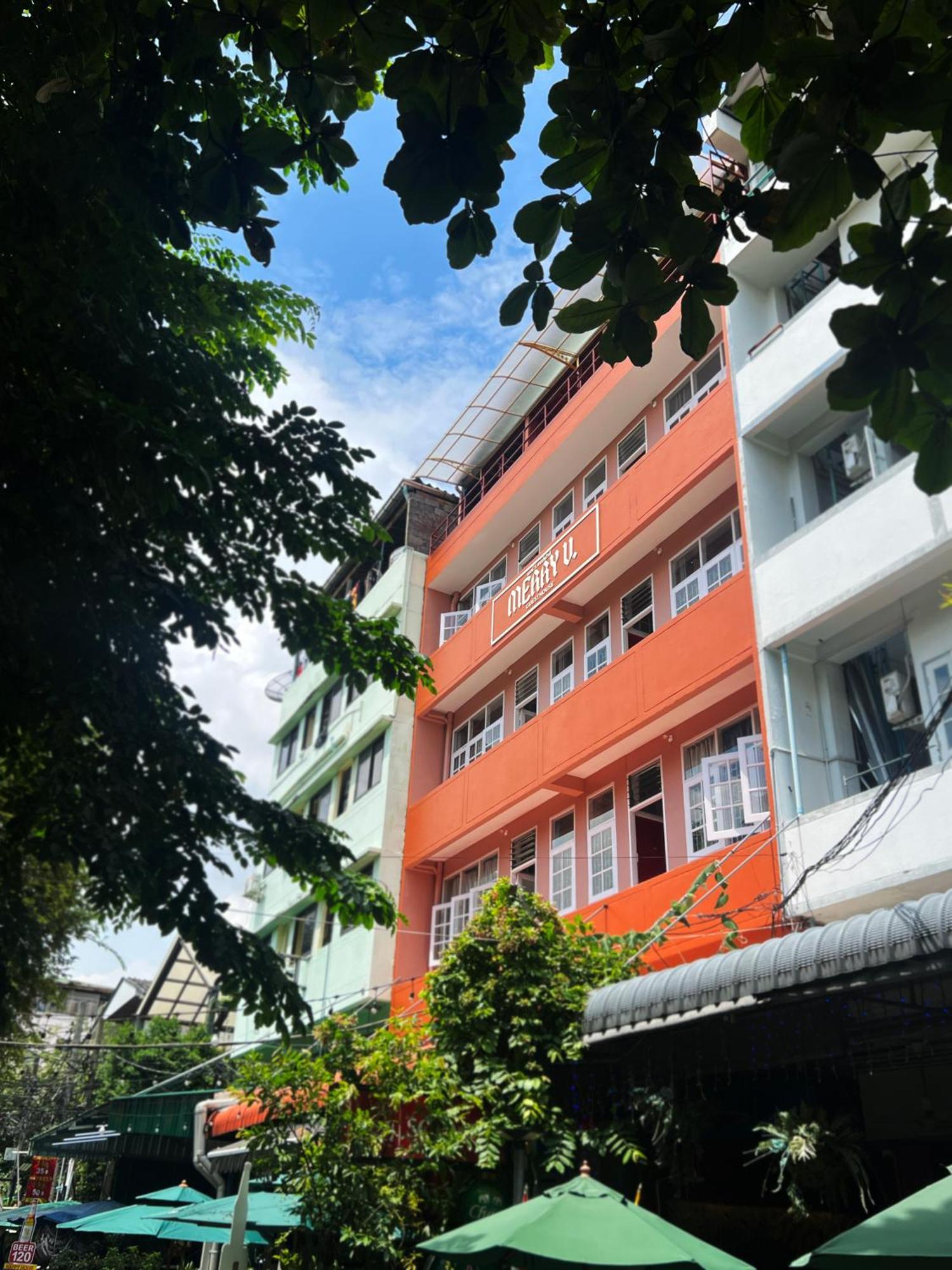 Gasthof V Reserve At Merry V Bangkok