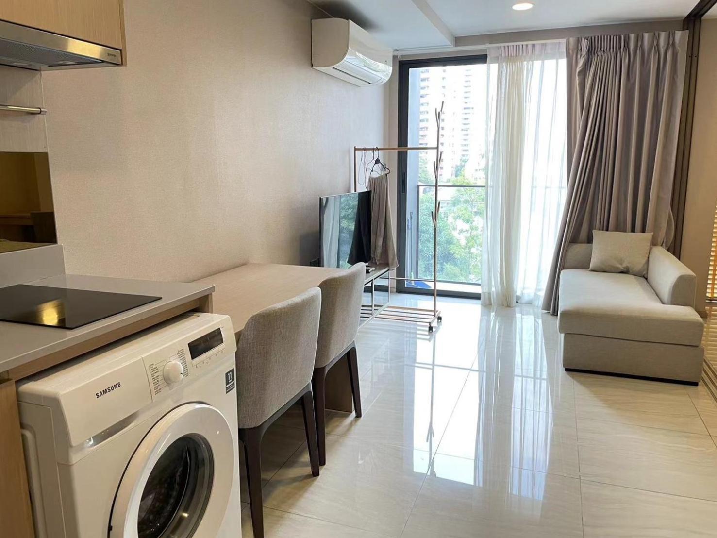 Botique In Asoke Apartment Bangkok
