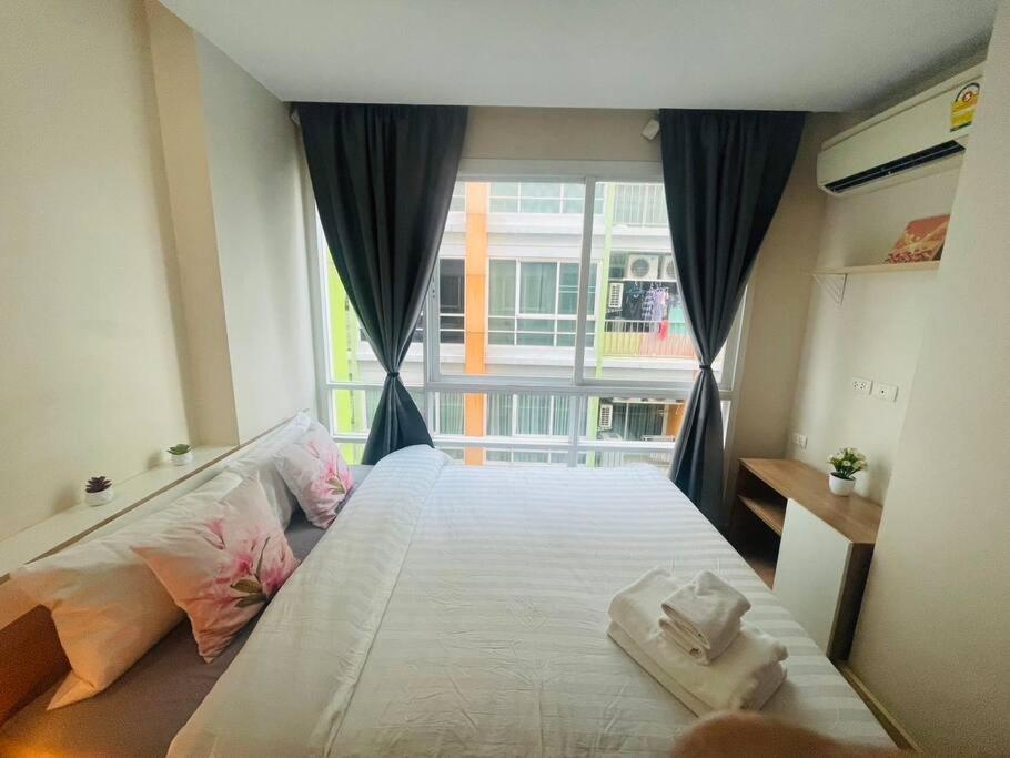 Cozy At Huai Khwang Close To Mrt *