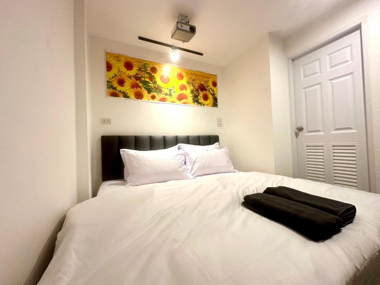 Hostel The White Den Chatuchak *