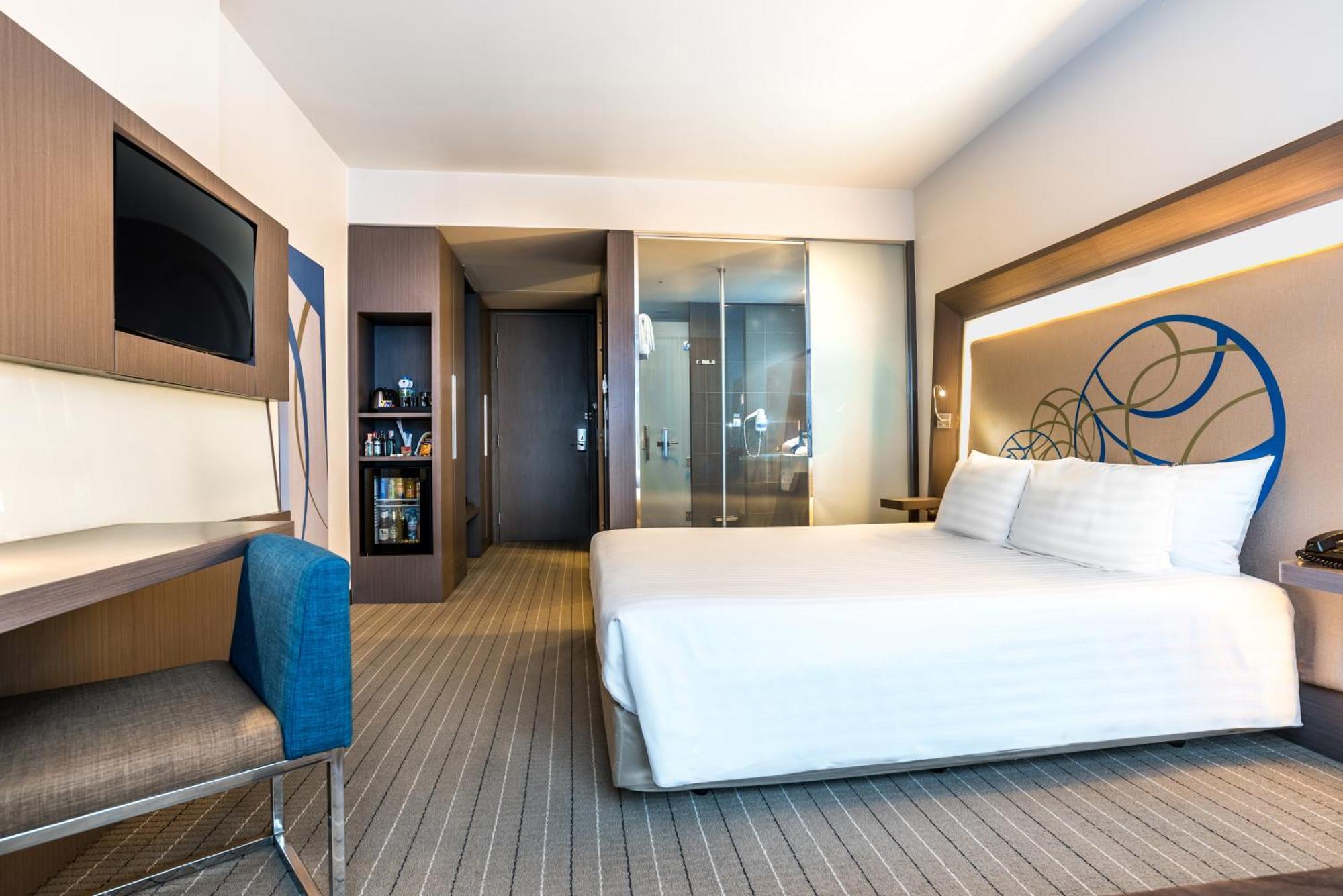 Novotel Ploenchit Sukhumvit - Sha Extra Hotel