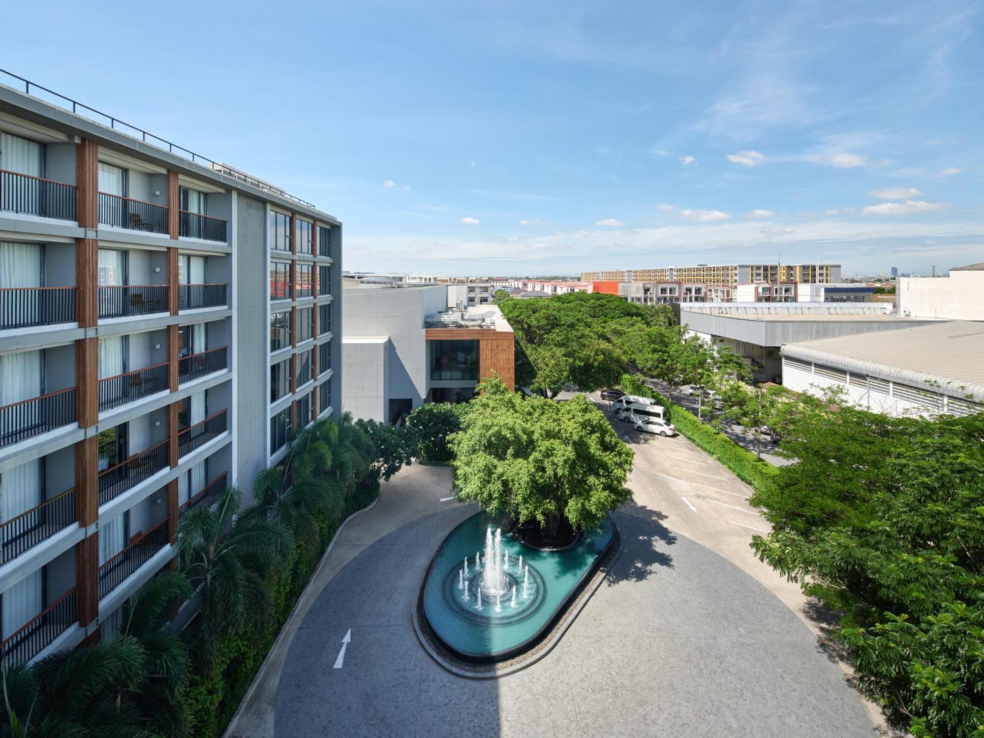Hotel The Park Nine Suvarnabhumi - Free Bkk Airport Shuttle