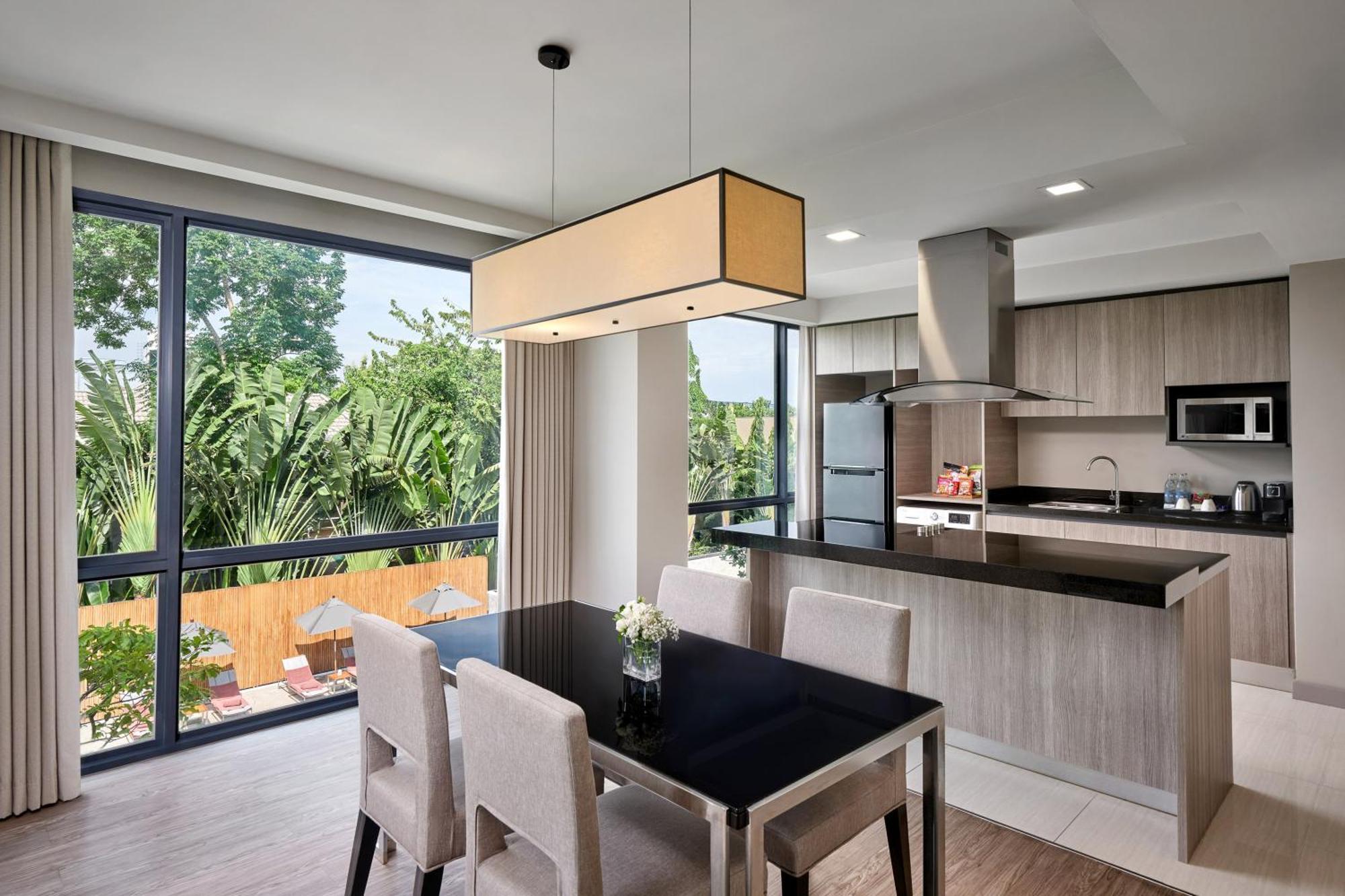 The Park Nine Suvarnabhumi - Free Bkk Airport Shuttle Hotel 5*