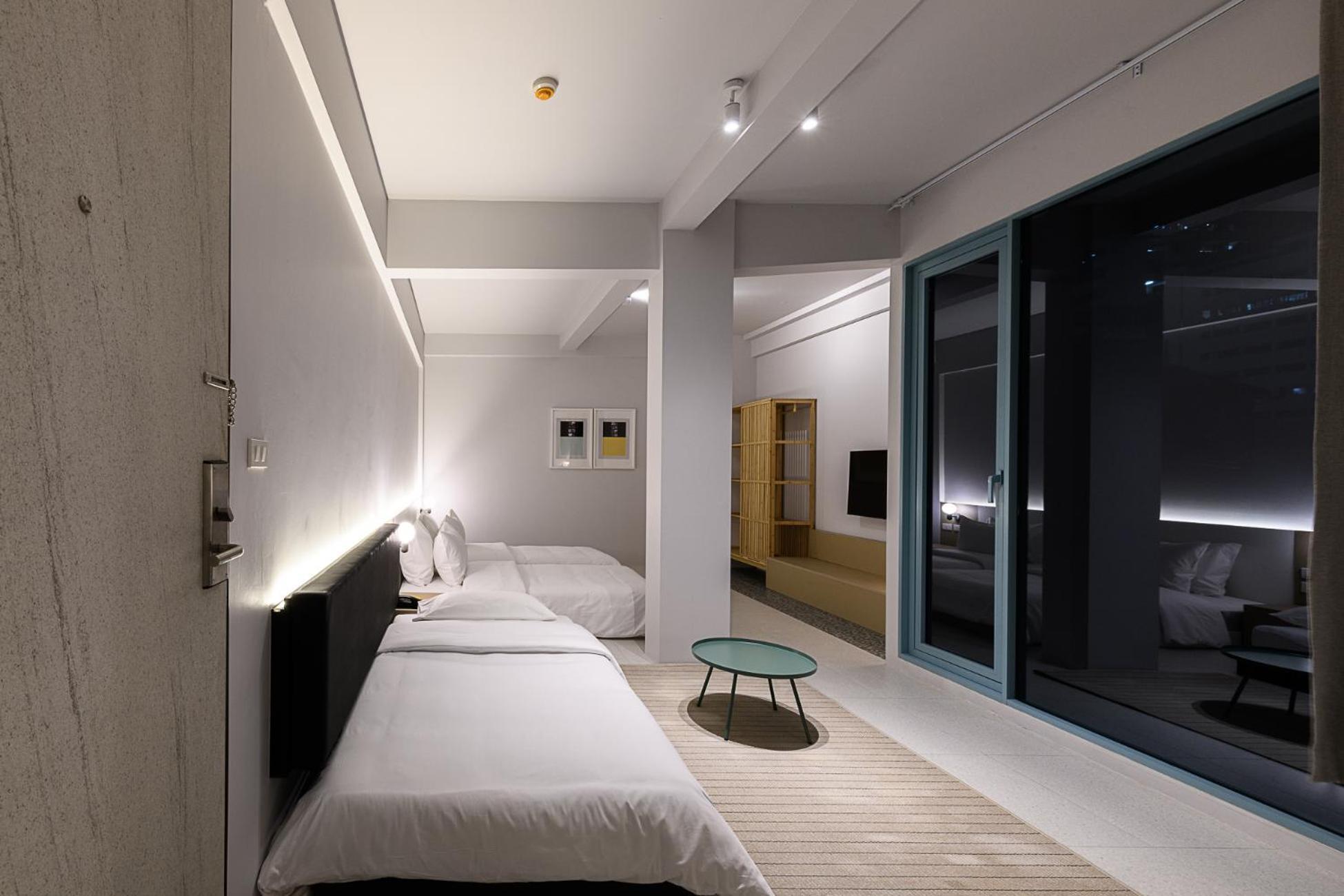 Mowa Hotel