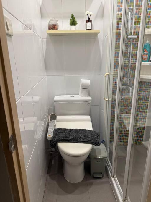 Huge 4 Story Japanese House Sleeps 9 Center * Bangkok