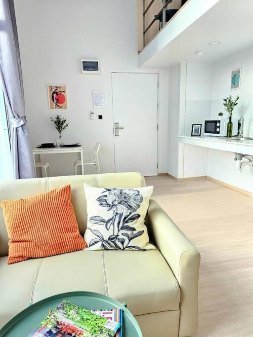 Midtown Duplex Ratchayothin 275 *