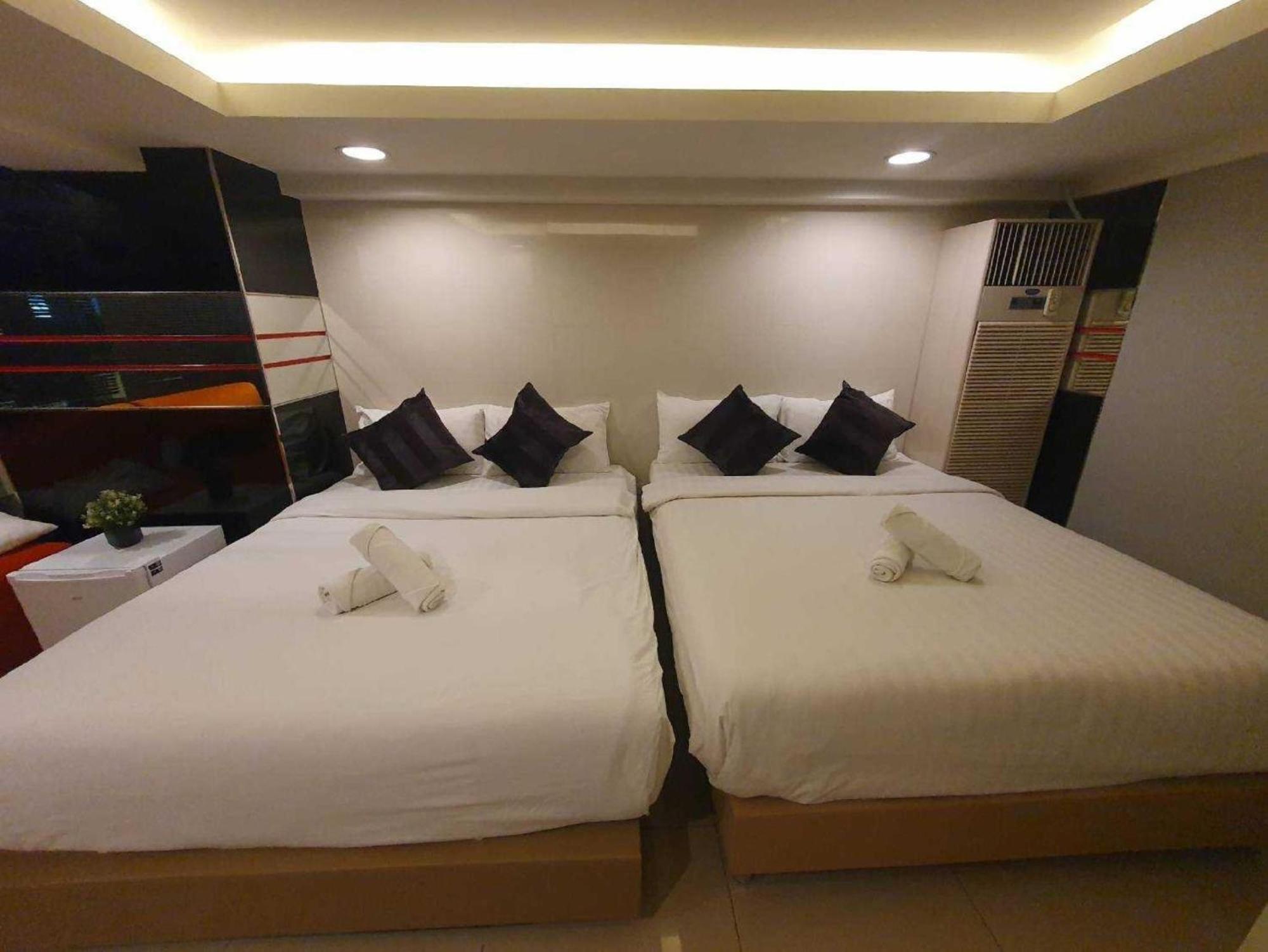 Deco Lux Hotel
