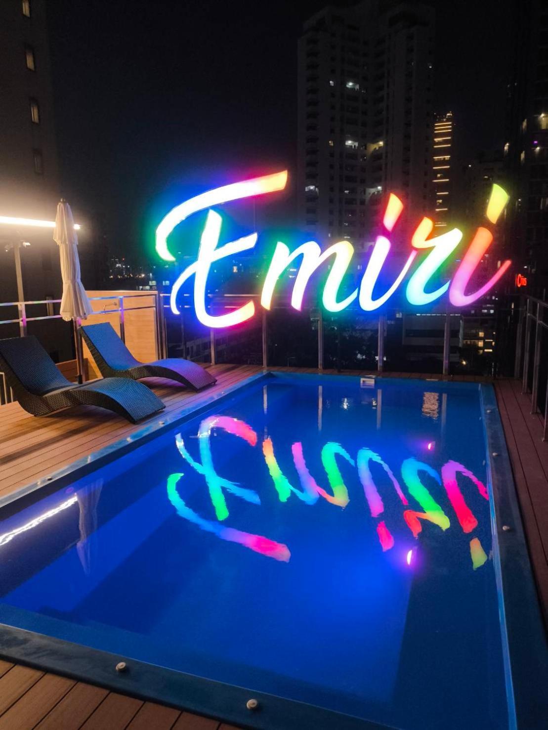 Emiri - Nana Hotel