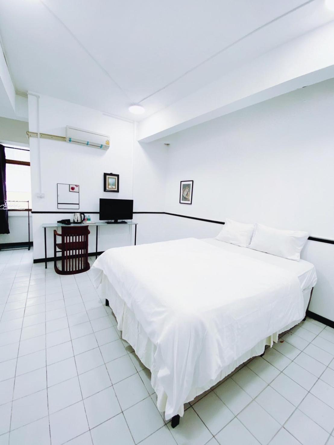 Go Mrt Hua Lamphong China Town Apartment *