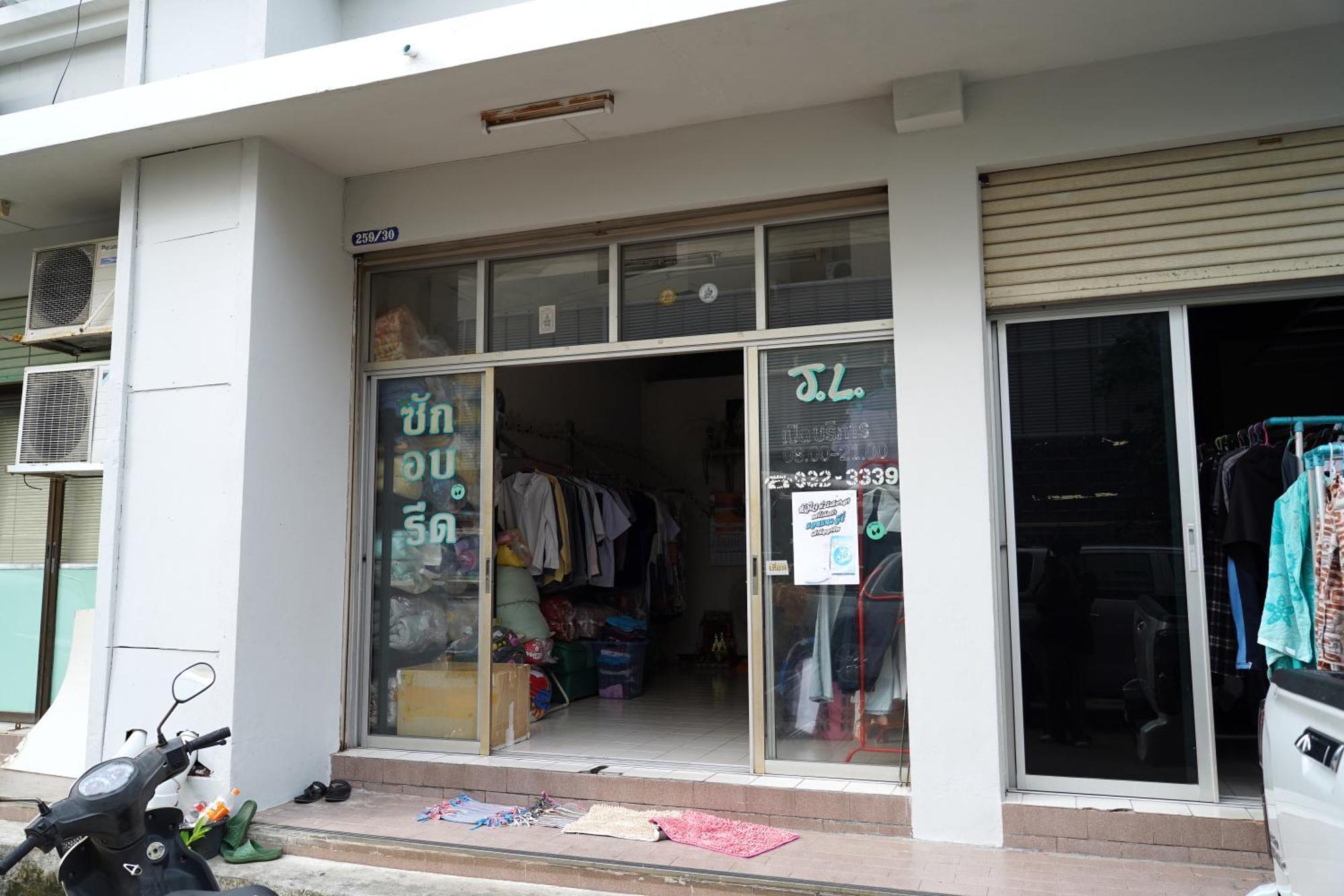 Pangsapuri Modern Art - Lat Phrao Near Mrt Mahat Thai
