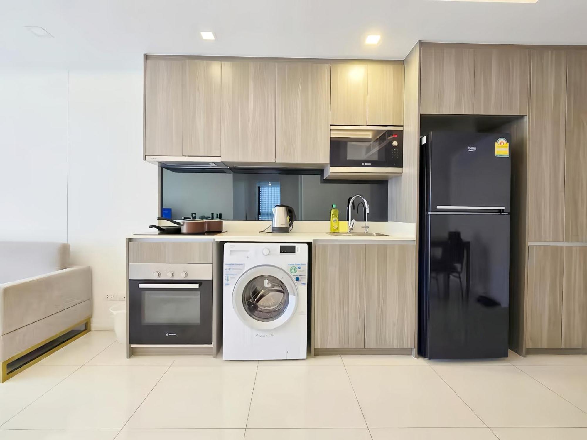 Circle Rein Sukhumvit 12 Apartment Bangkok