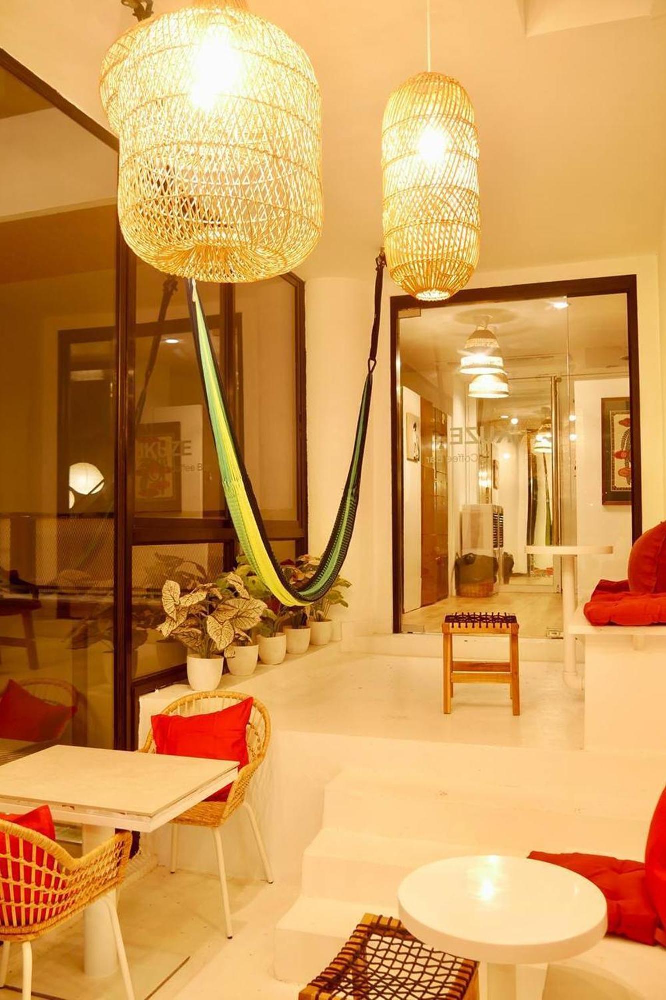 Blu Ari Stylish Gay Poshtel Asrama