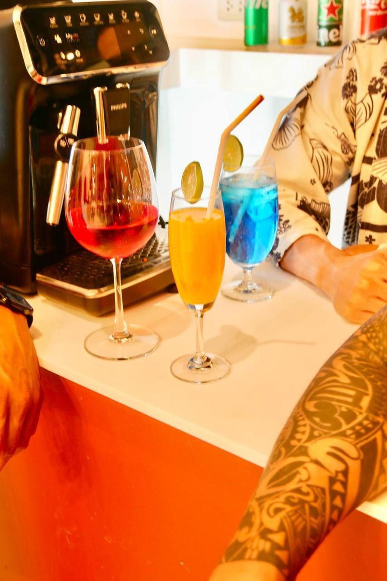Asrama Blu Ari Stylish Gay Poshtel Bangkok