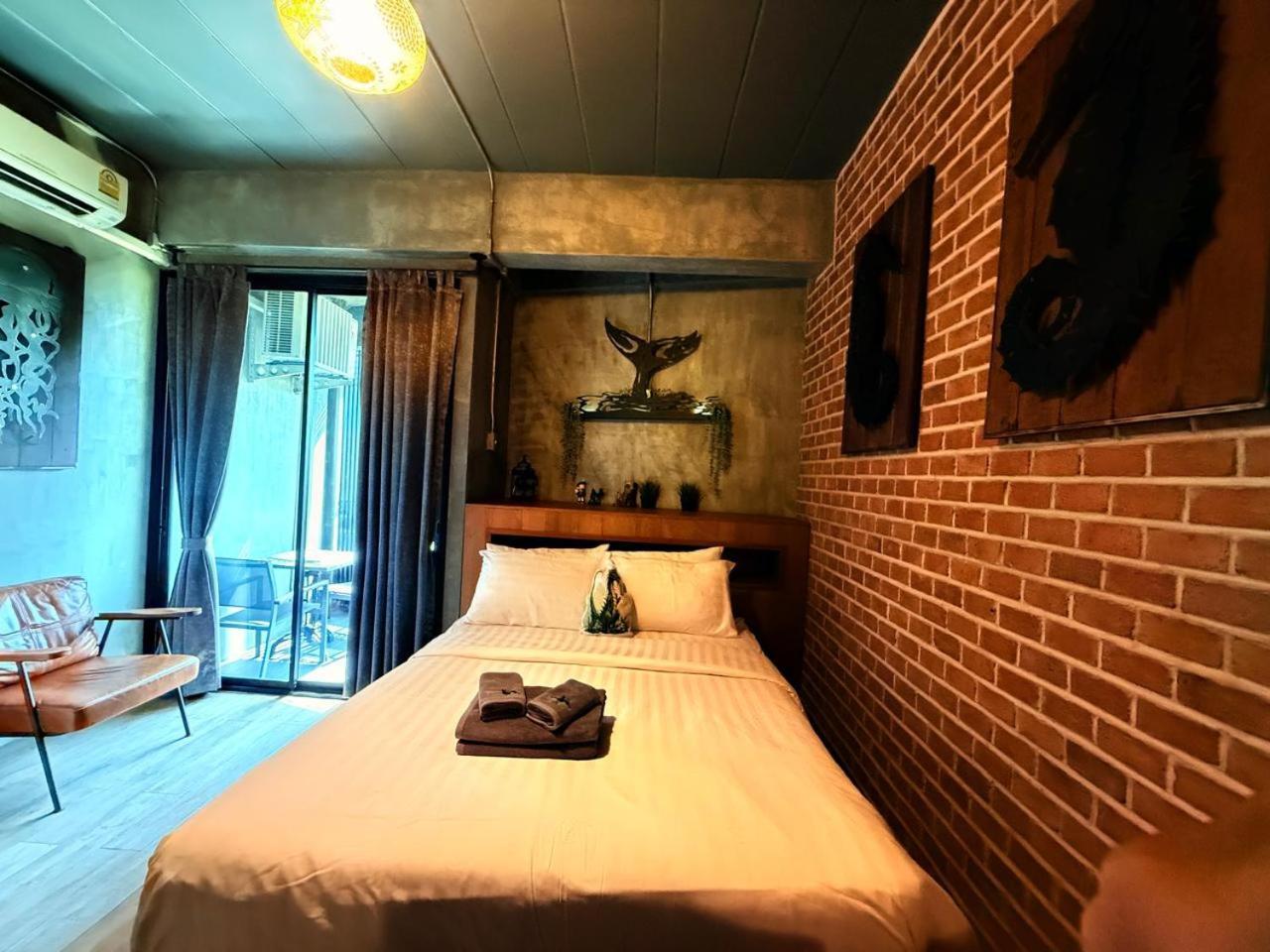 Rent V38 #420 Friendly Thailand 4* Bangkok