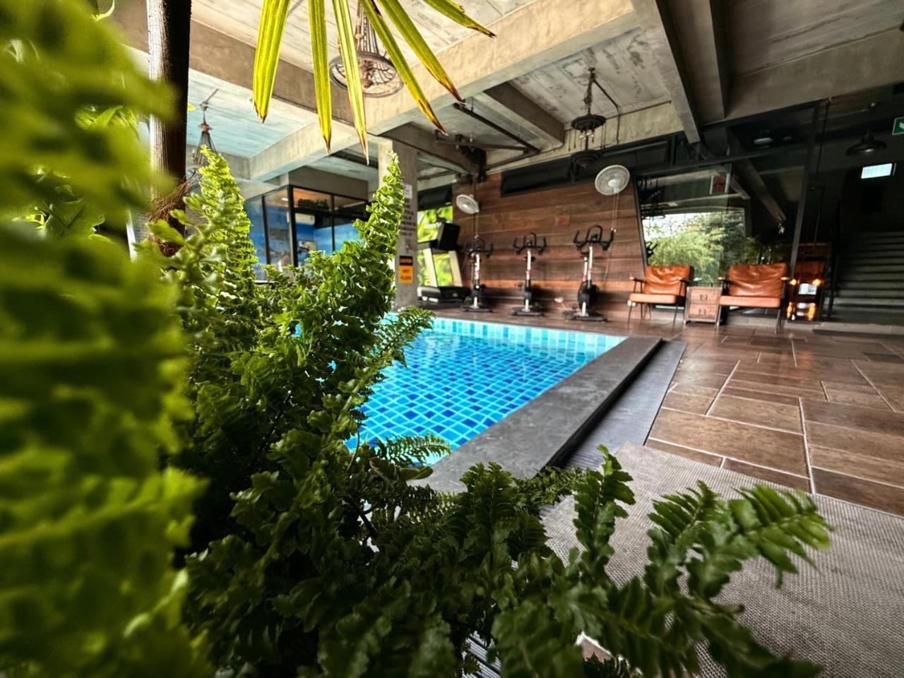 Rent V38 #420 Friendly Thailand