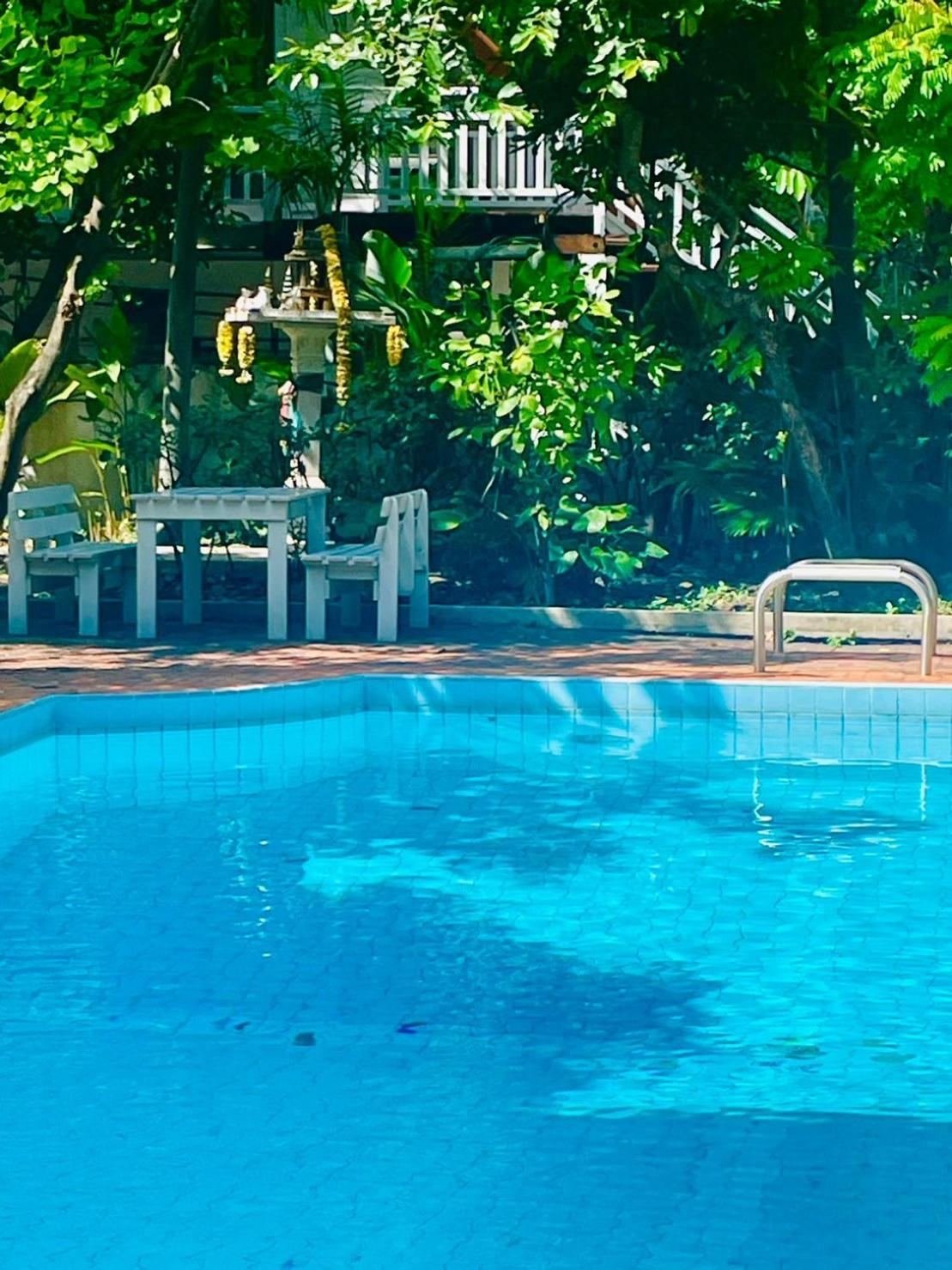 The Backyard 28 Bahay bakasyunan *