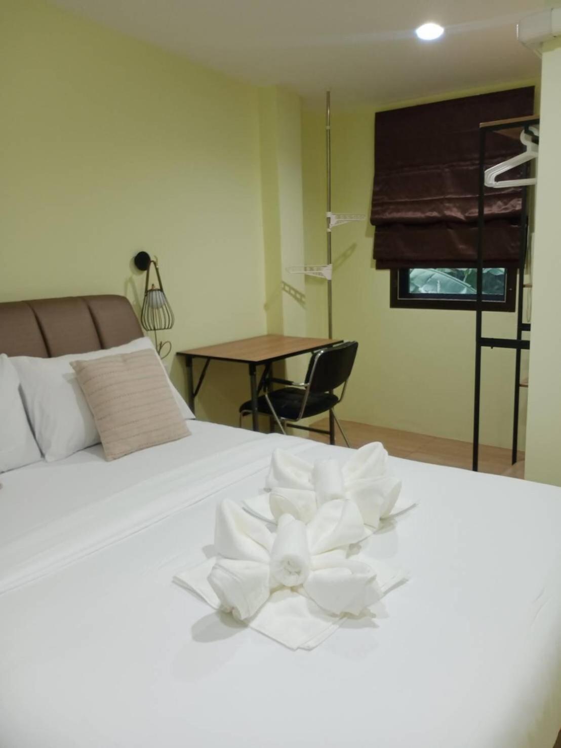 Baan Ama Surin Beaches Chalet *