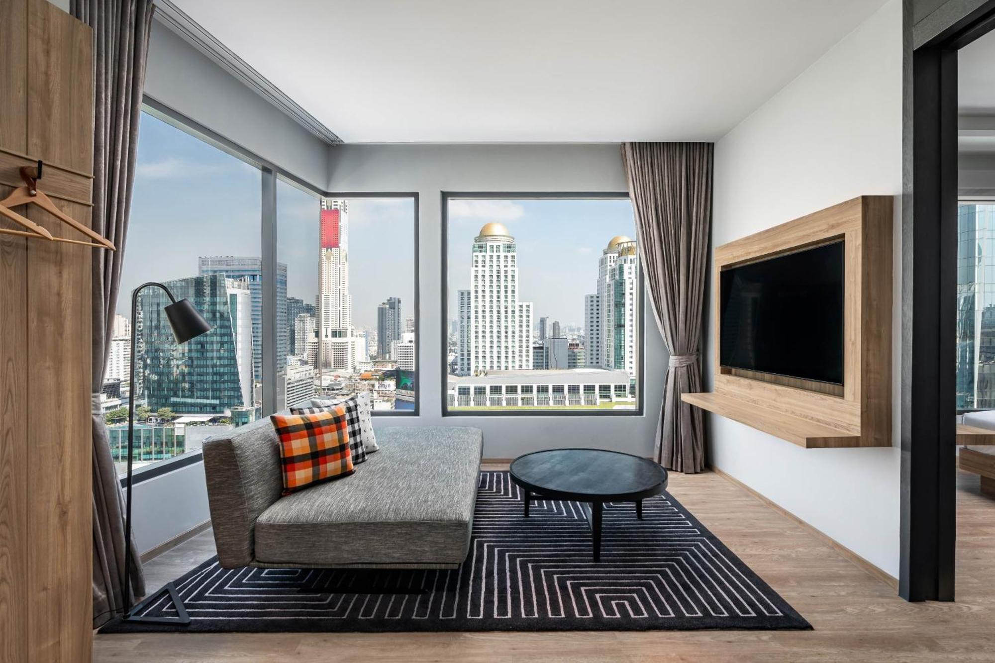 Moxy Ratchaprasong Bangkok