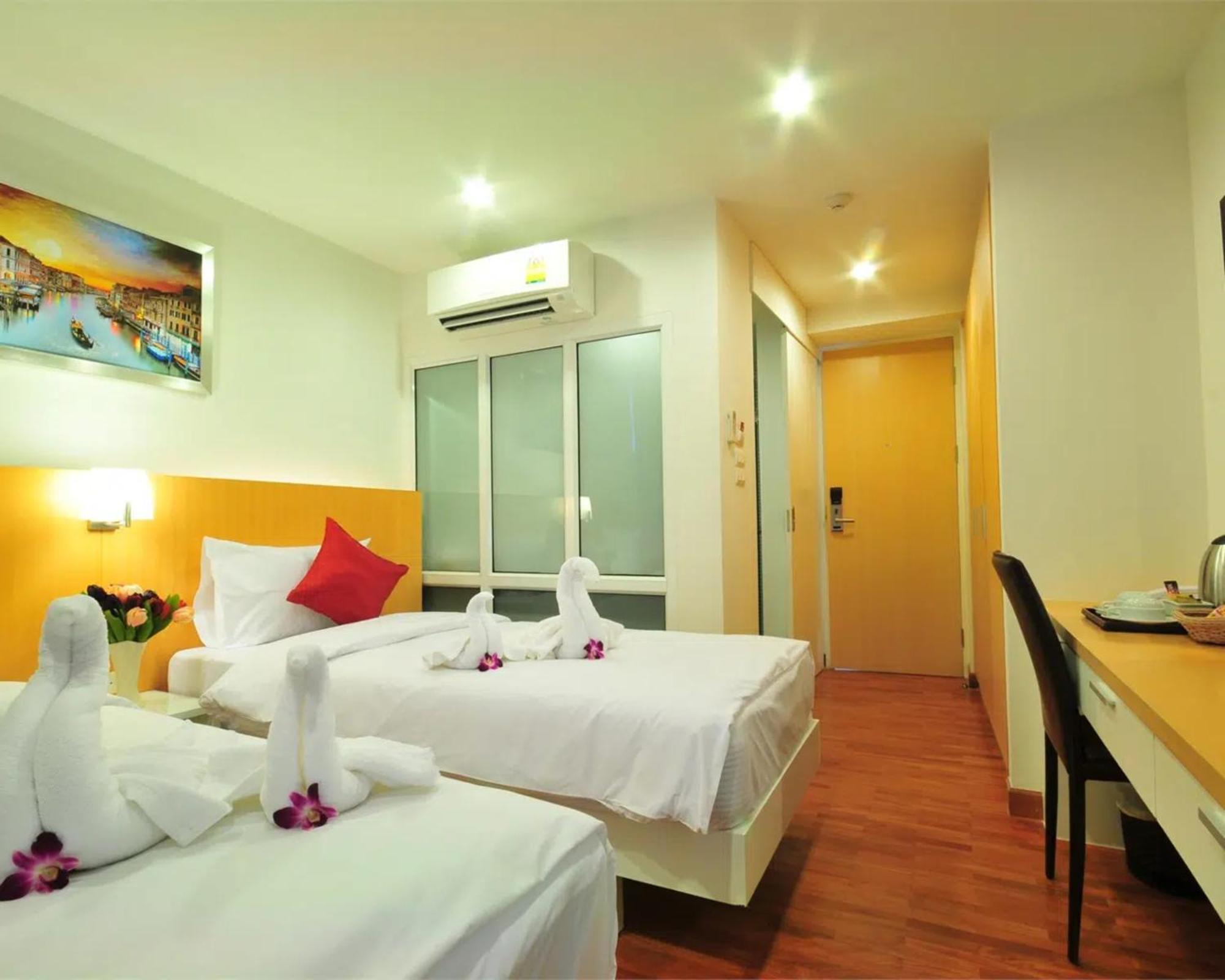 Premier Place Hotel