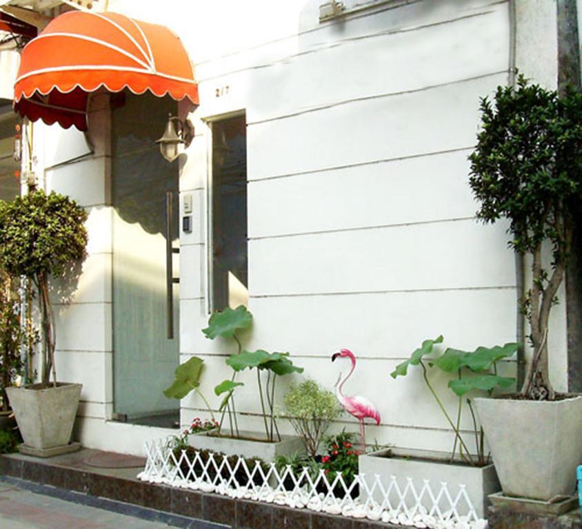 Rumah tetamu Pink Bangkok