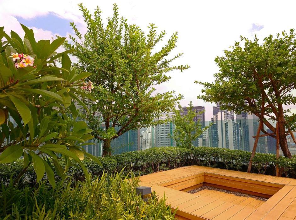 Bts Thonglor Luxury 35sqm With Pool & Sauna Apartment Bangkok