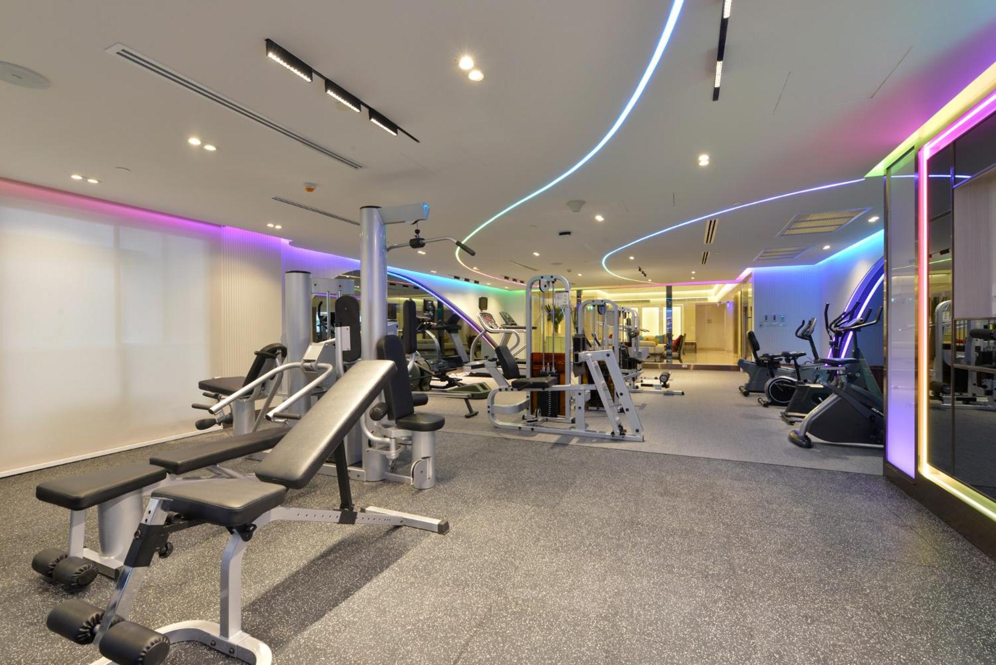 Centre Point Silom - Newly Renovated Hotel