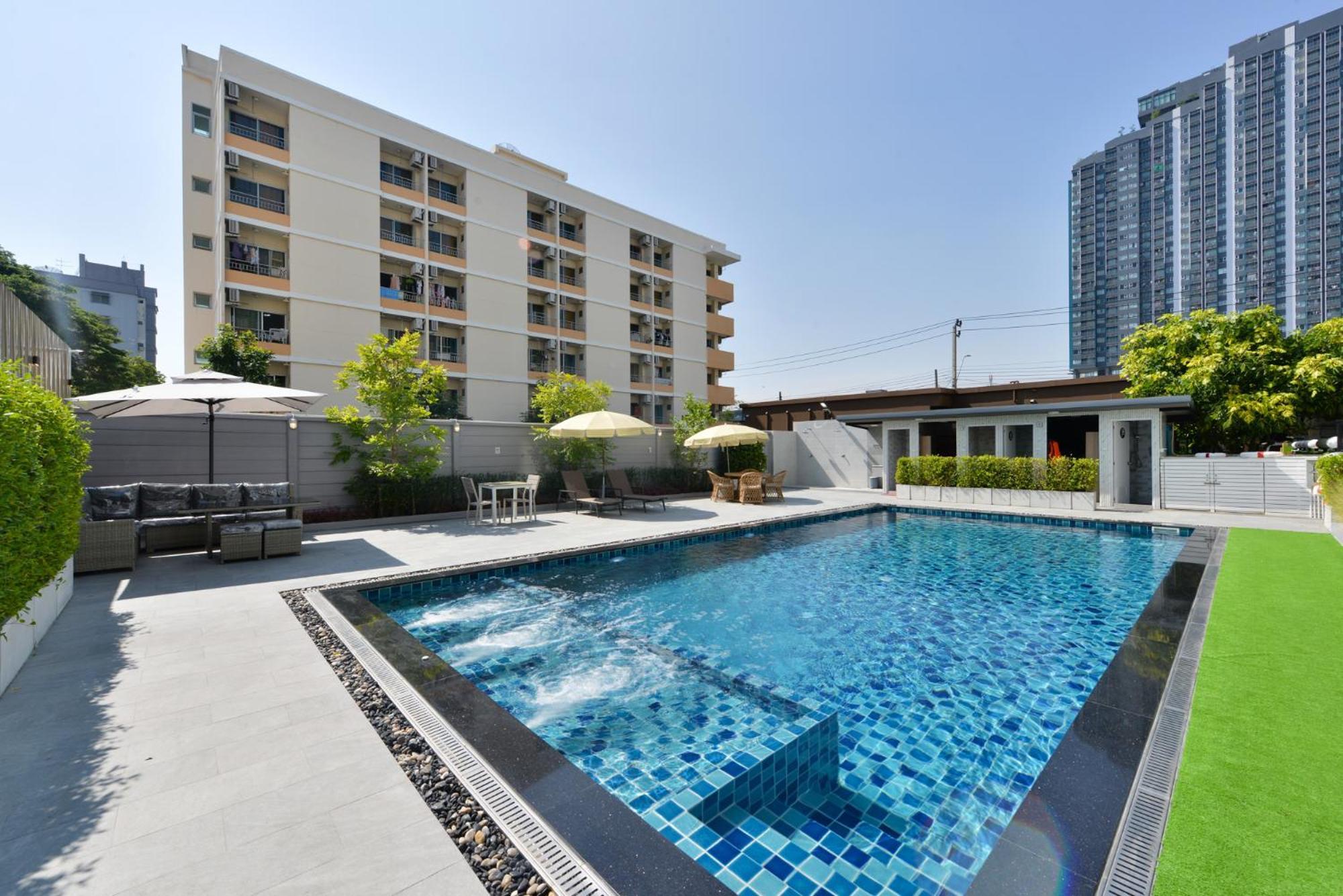 Three Seasons Bangkok 5*