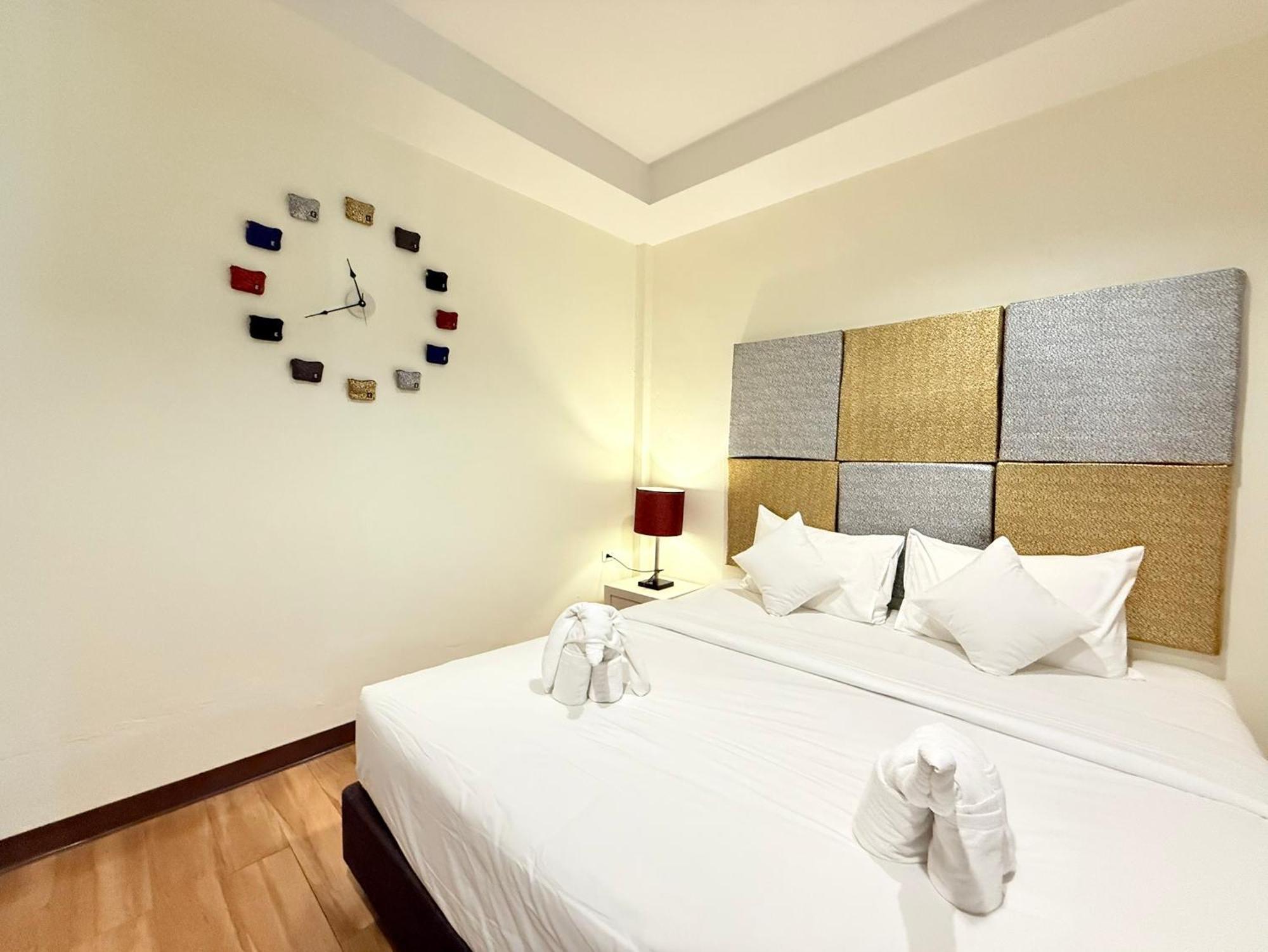 River Loka Hotel