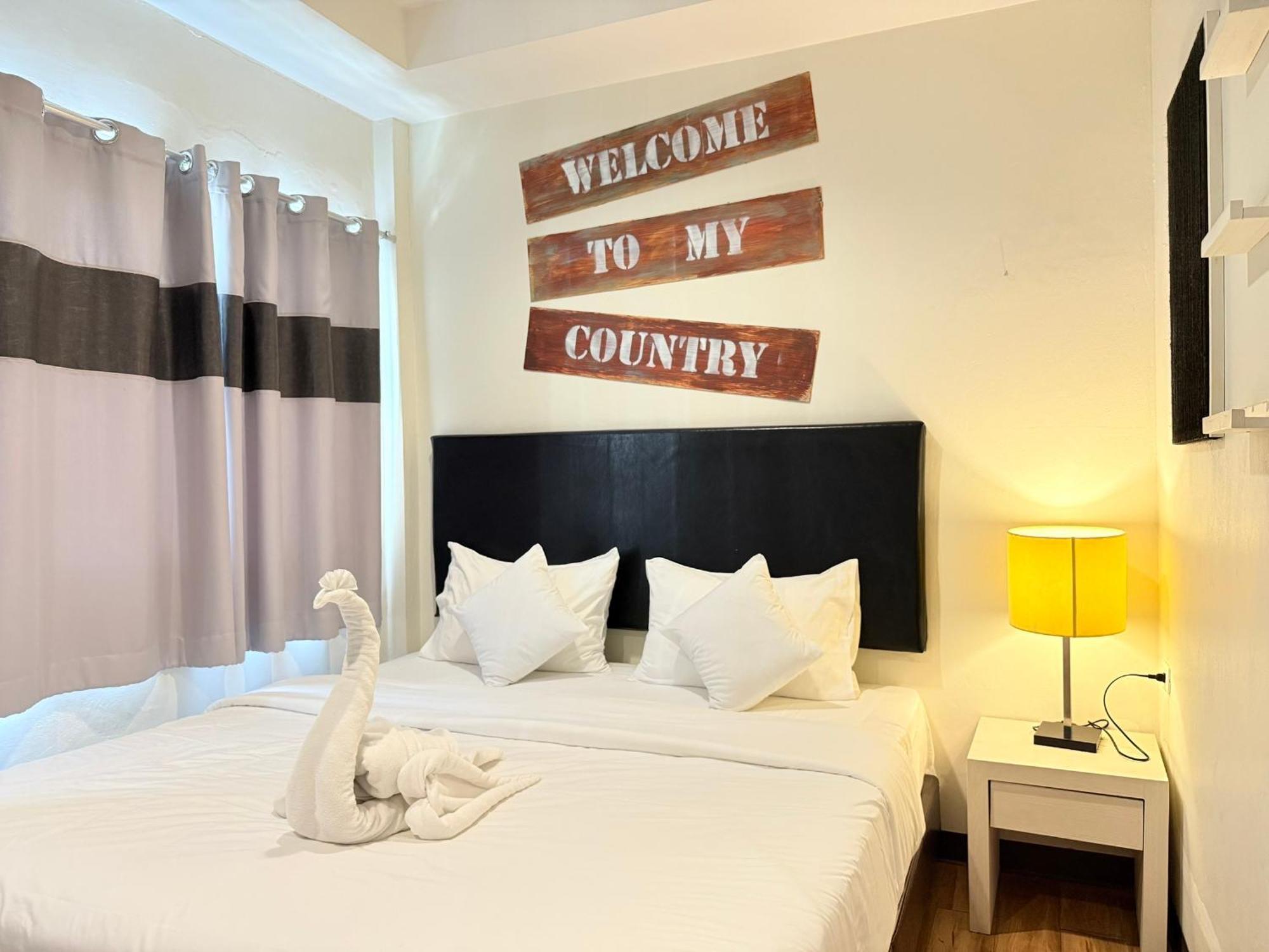River Loka Hotel