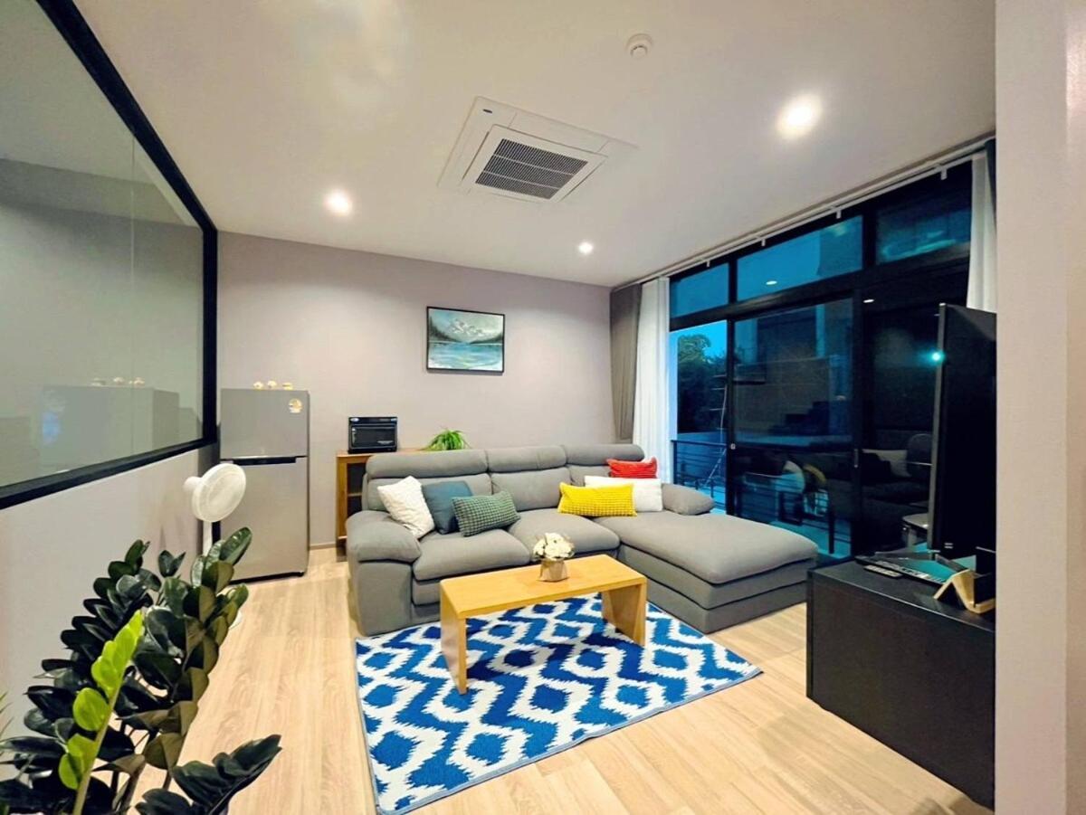 Apartment 3 Bedroom 3 Bathroom, Luxury Home, Near Ekkamai *