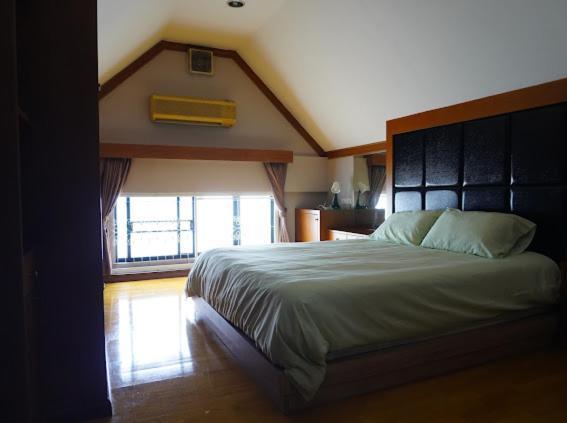 Apartment Young Place