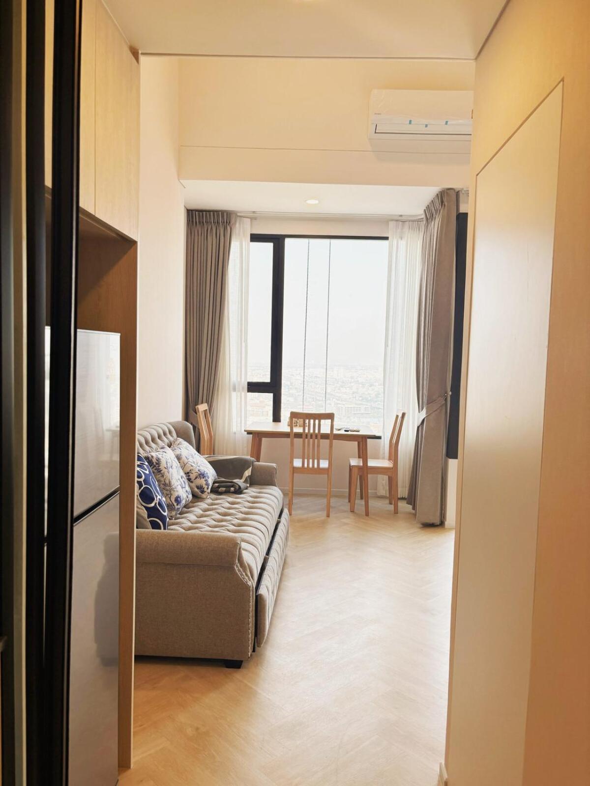 Cassia Rama9 Loft Highrise View *