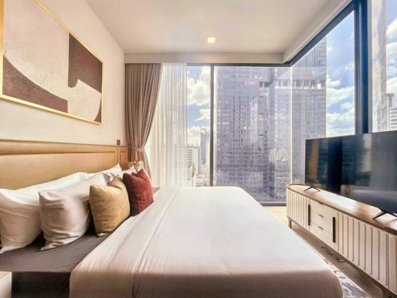 Apartment Luxury Sukhumvit Asoke Nana 65 Sqm Sleeps 4
