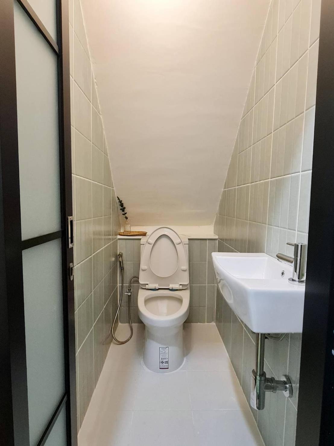 Wang Lang Hostel *