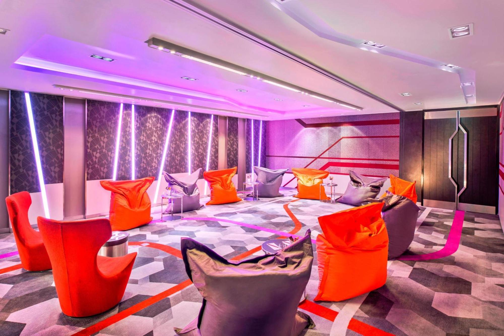 Hotel Aloft - Sukhumvit 11 4*