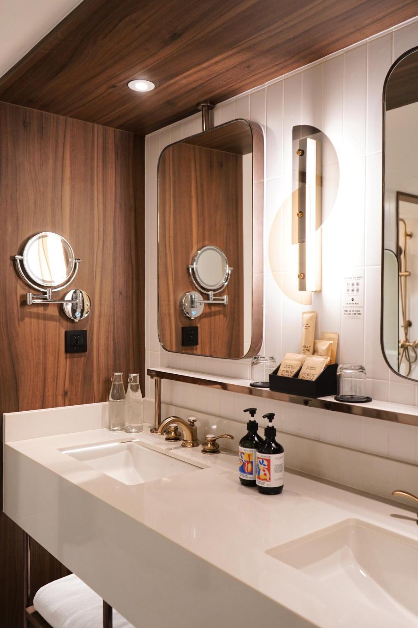 Public House Bangkok, A Member Of Design 5* Bangkok