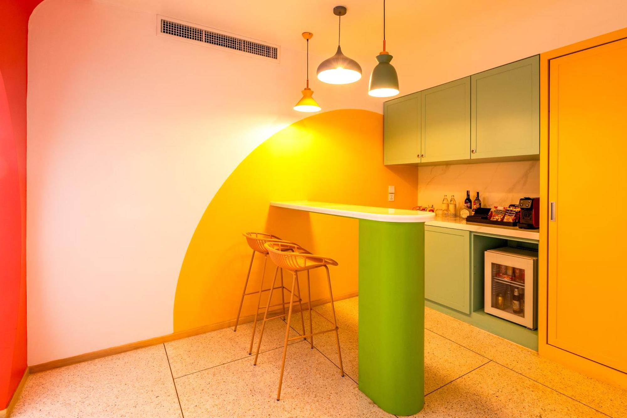 Chi Art Series Hotel 4*
