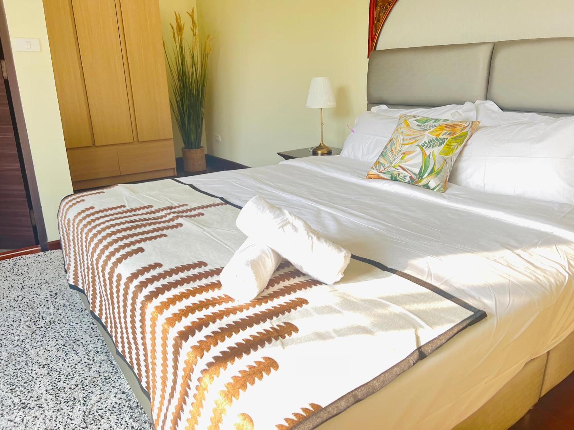 5br With Private Pool Sukhumvit 10mins Bts *