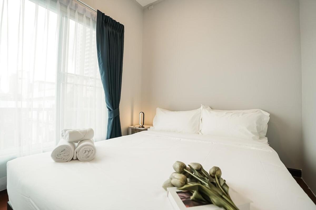 Villa 906 Center Single Pool Bts Asok 5 Bedrooms 6 Bathrooms