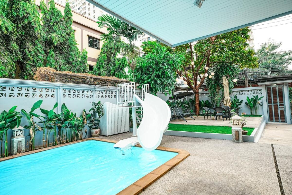 Villa 906 Center Single Pool Bts Asok 5 Bedrooms 6 Bathrooms Bangkok