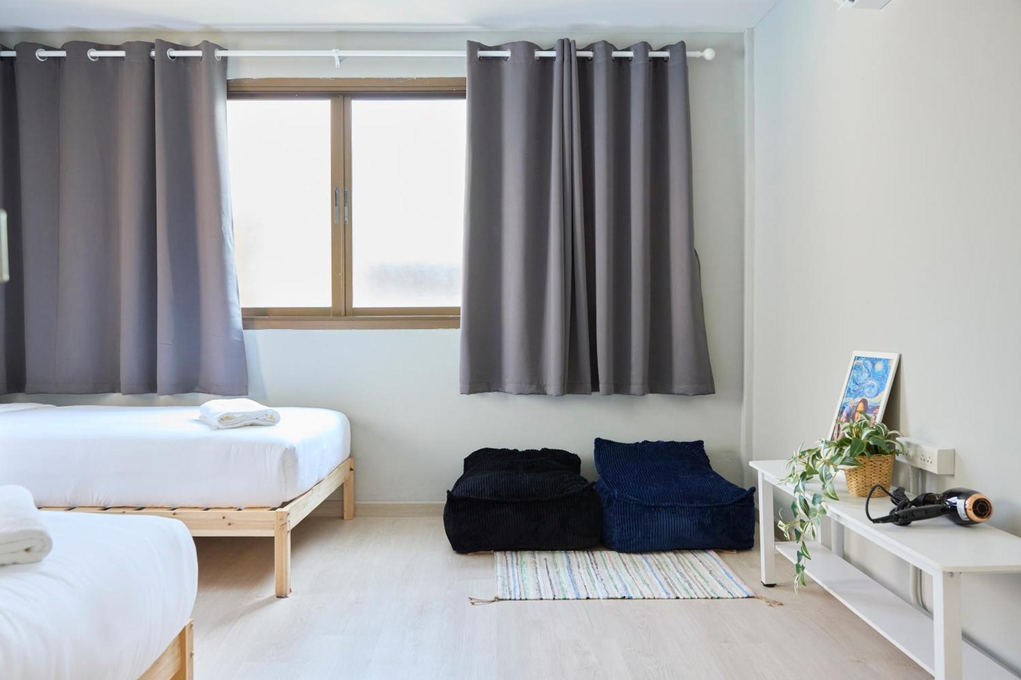 Ferienhaus Cozy&modern 6-br Home, 14pax - Central, 5mins Bts