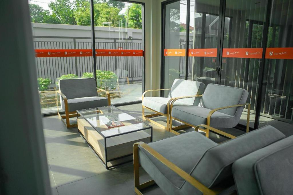 7 Days Premium Don Meaung Airport Bangkok