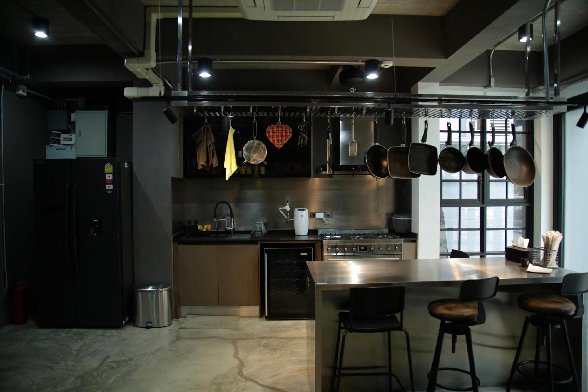 Ferienhaus Chic Ekkamai Escape Near Bts, Dining & Nightlife *