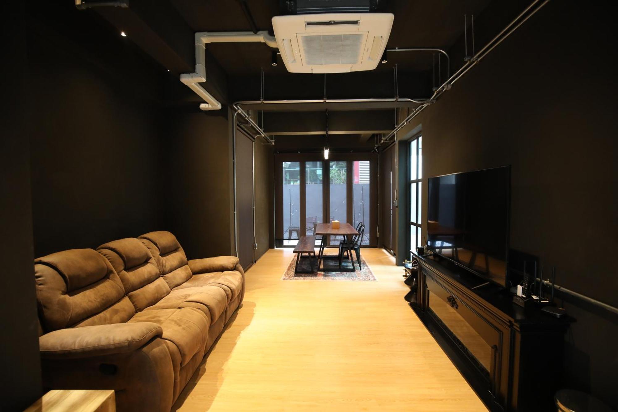 Chic Ekkamai Escape Near Bts, Dining & Nightlife Ferienhaus