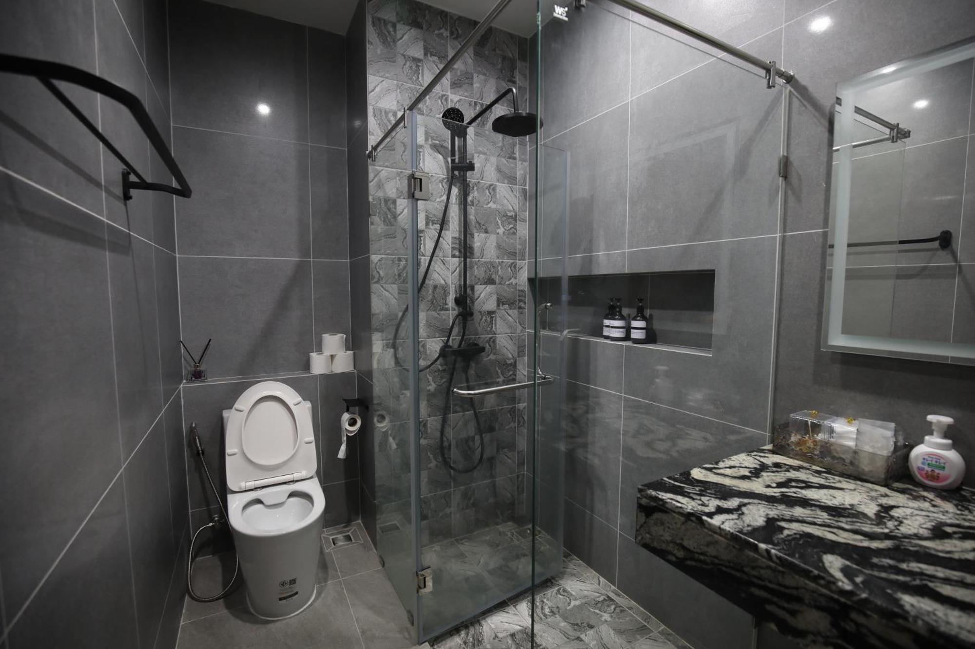Chic Ekkamai Escape Near Bts, Dining & Nightlife Ferienhaus *