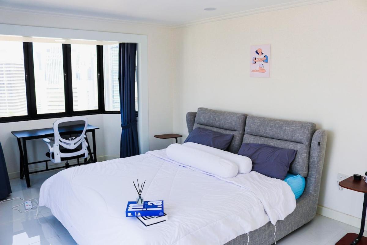 Full Panoramic View In Nana Apartment *