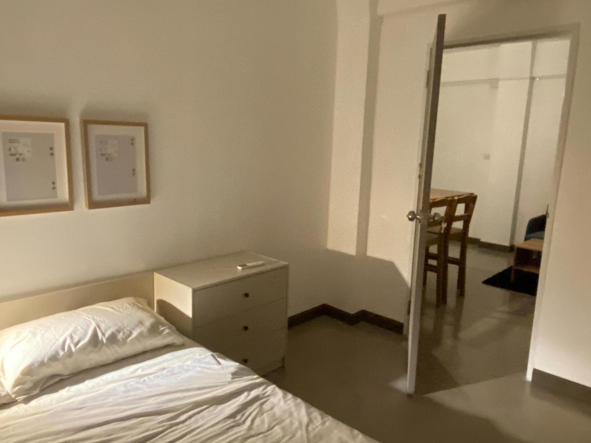 Niran 3 Close To Mega Bangna, Ikea 15mins To Airport Apartment