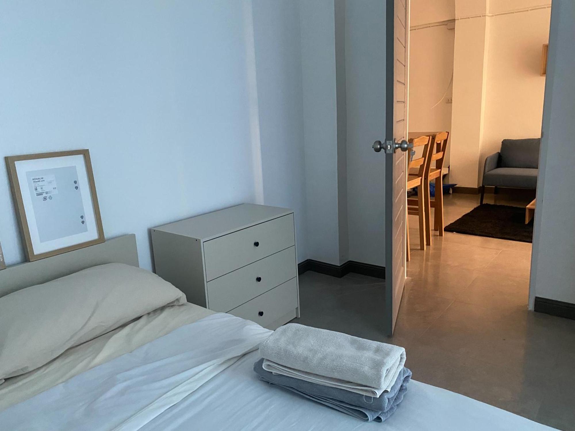 Apartment Niran 3 Close To Mega Bangna, Ikea 15mins To Airport Bangkok