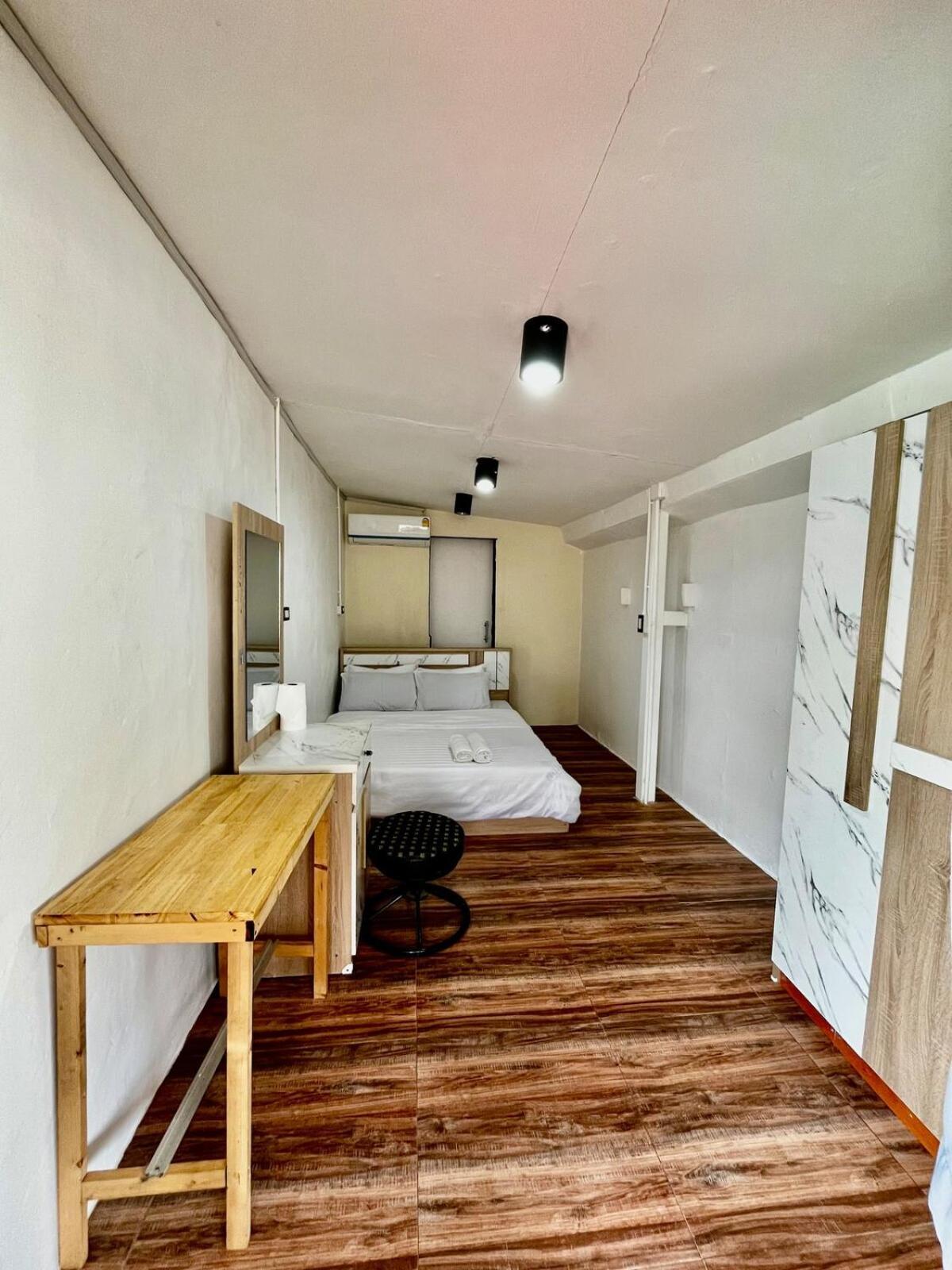 Apartment Chubbi 5 Room24